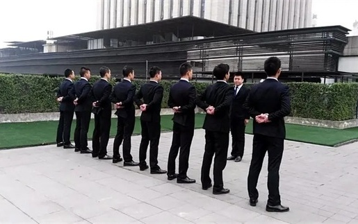 泸州揭秘：如何选择靠谱的收债公司？老司机给你支招